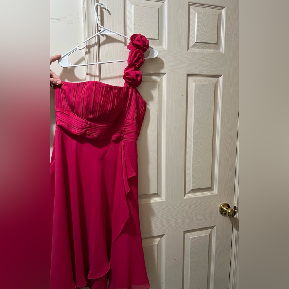 Fuchsia One shoulder dress.